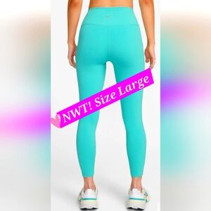 Nike One High Waisted 7/8 leggings with Pockets NWT